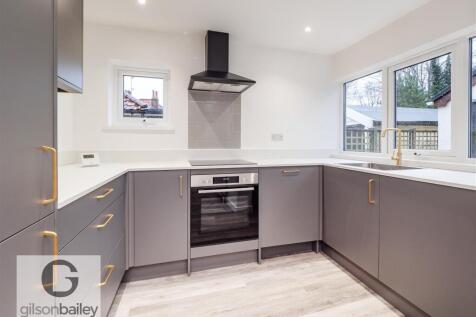 11BlenheimClose-25.jpg