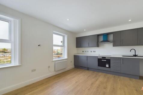 Living Room / Kitchen