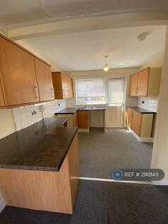 Central Avenue, Ardrossan, KA22 photo 4