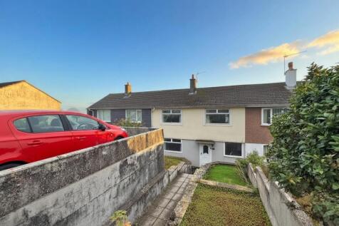 Southway Drive 214 - Front.jpg