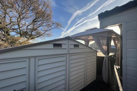 F1FBA295-C01D-41E1-9CAF-AE36DEF14081