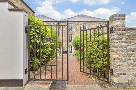 External Lifestyle Photograph