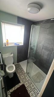 Rooms Available In Rednal B45  photo 4
