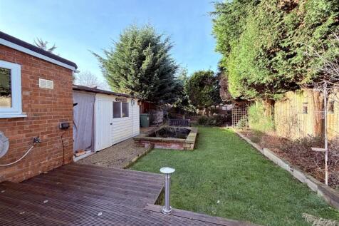 Good Sized Rear Garden