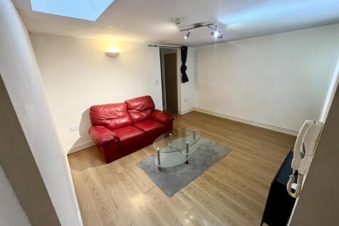 1 bed flat to rent Broadway, Roath CF24