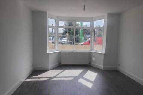 Leagrave Road, Luton, Beds photo 3