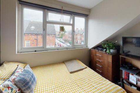 Brudenell Road, Hyde Park, Leeds LS6 1EG photo 4