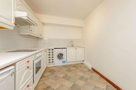1 bed, 1 bath Flat in Edinburgh - Photo 7