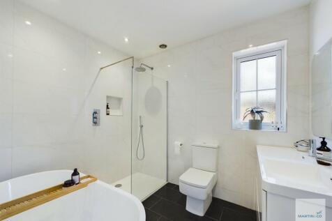 CAM03394G0-PR0174...