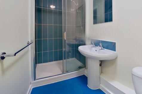 123-Avalon-Court-Bathroom