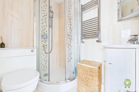 CAM01543G0-PR0170-STILL004