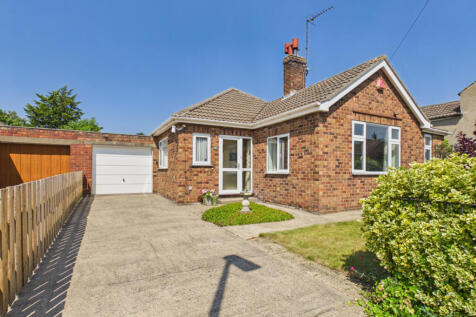 3 Bedroom Bungalow - link detached for Sale
