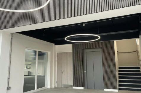 Peterbridge House, 3 The Lakes, Northampton