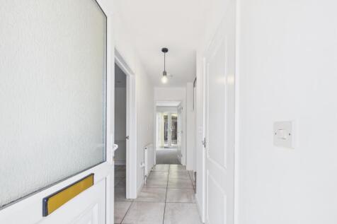 EweMove Spalding - Winsover Rd - Hallway