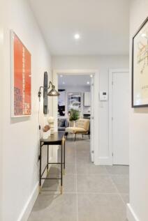 SHOW FLAT 