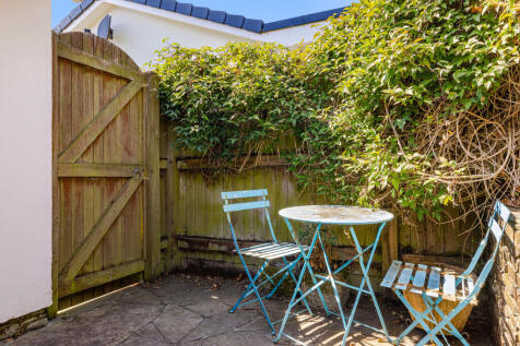 A10 - 12 Compton Rd, West Charleton - 260810