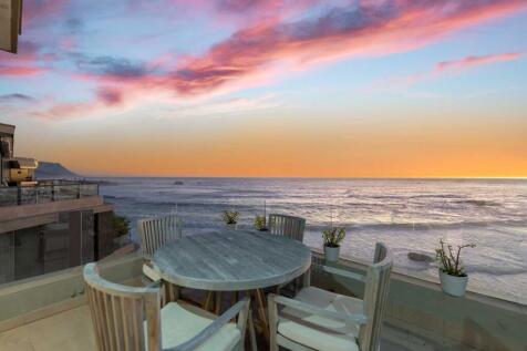 Patio Dining