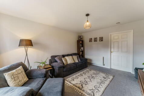 Selby, YO8 - property photo