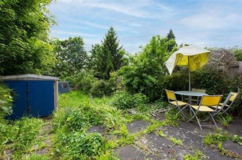 poole-crescent-b17-0pb-1029636