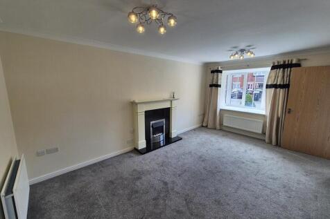 Fieldfare Close, Bramcote photo 3