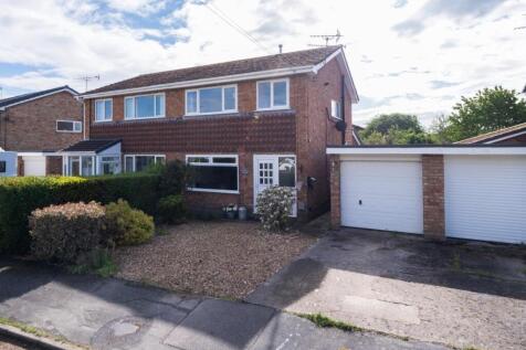 84 Ringway - Front.jpg