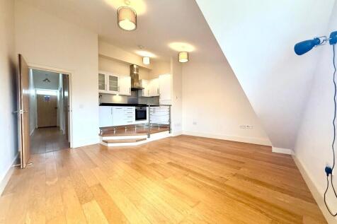 WhatsApp Image 20...