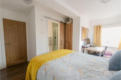 Bedroom Four / Study