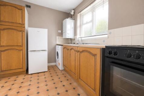 Shenton Court, Shenton Close, Swindon, Wiltshire, SN3 photo 3
