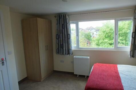 Newman University Students Duplex Apartment, deluxe ensuite room in Harborne photo 3