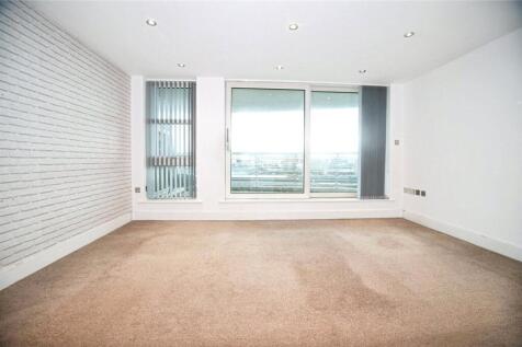 Living/Dining Area
