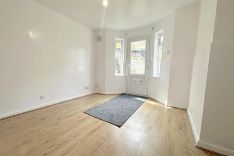 Grove Road, Luton, LU1 photo 5