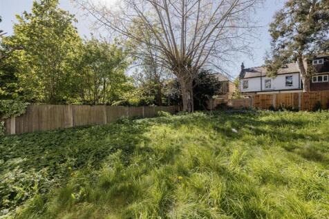 Hermon Hill, E11