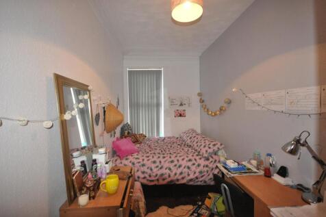 Brudenell Road, Hyde Park, Leeds LS6 1JD photo 4