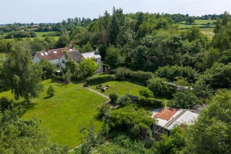 Gardens/amenity/paddock Land