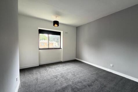 Fieldhead Drive, Glasgow, G43 photo 4