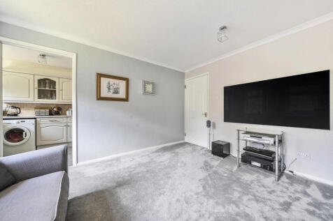 1336431-9-689b4b0...