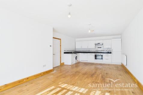 Living Room / Kitche