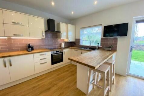 Hampson Crescent, Wilmslow, SK9 photo 4