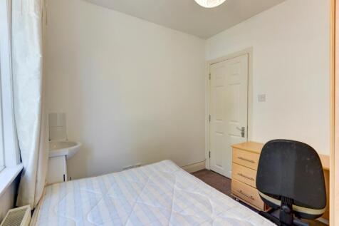 33 Stanmer Villas Bedroom 2 (2)