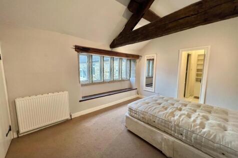 48 Wakefield Rd Master &amp; Ensuite.jpg