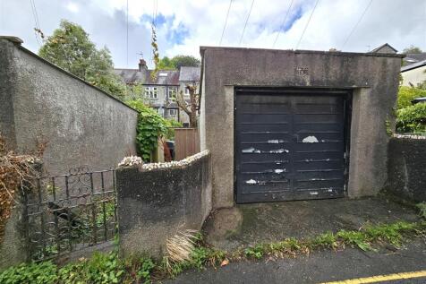 Garage.jpg