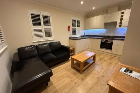 Living/Kitchen