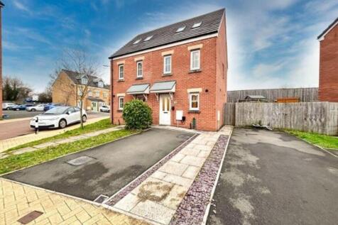 Bridgend, CF31 - property photo