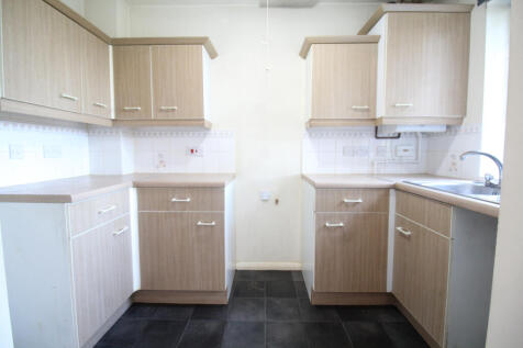 Holland Close, Whitwick, Coalville, Leicestershire photo 5