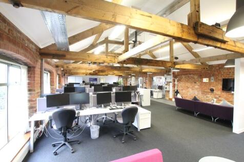 Office to rent Image 3