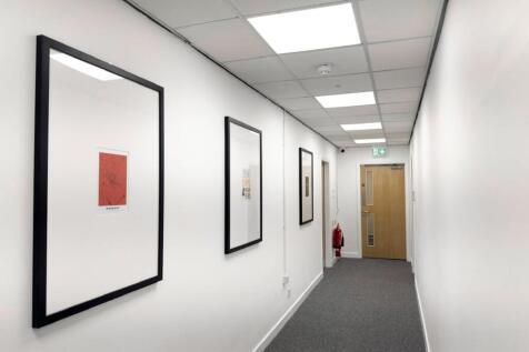 Office to rent Image 10