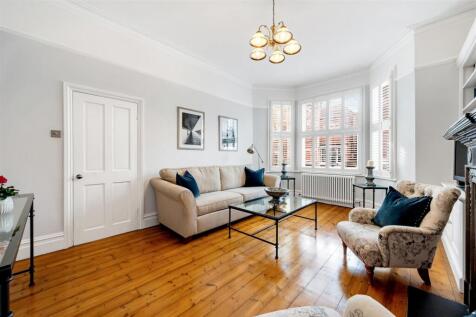 11 Hillcrest Road-4.jpg