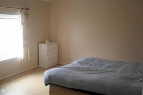 Bright and airy bedroom with ample floor space...