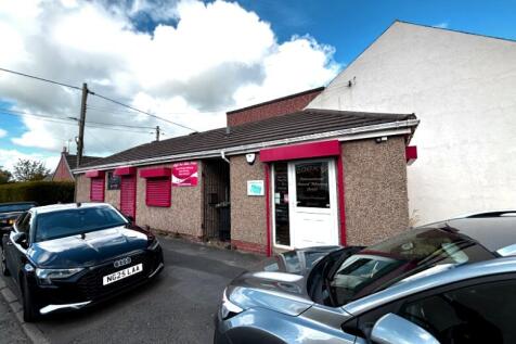 Detached Commercial Studio