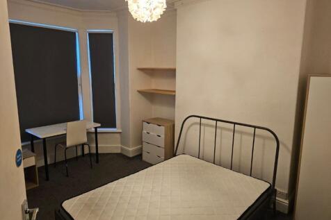 Cawdor Road, Fallowfiled, Manchester, M14 photo 4